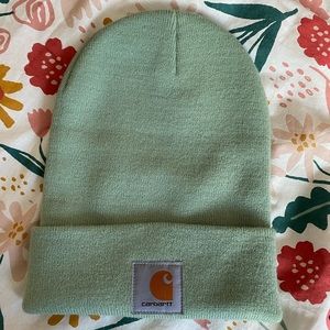 Green Carhartt beanie